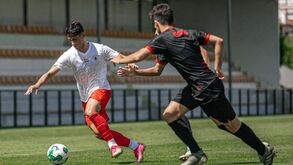 Gil Vicente-Varzim, 1-0: Fujimoto vale aprovação no primeiro ensaio