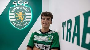 João Valente assina contrato de formação com o Sporting