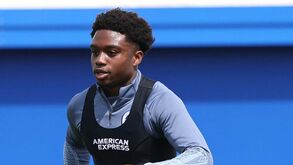 Lamptey arranca no Brighton com futuro incerto