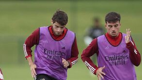 Chaves pensa em contratar Paulo Bernardo por empréstimo