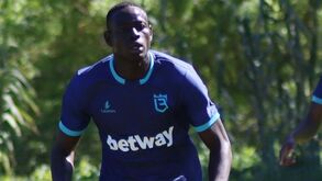 Alioune Ndour é o escolhido para o ataque do E. Amadora