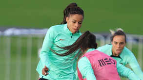 Soam os alarmes na Seleção feminina: Jéssica Silva lesiona-se no treino