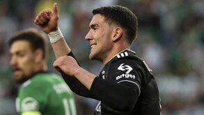 Vlahovic já faz malas para Paris