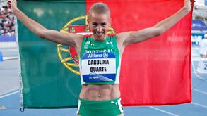 Carolina Duarte sagra-se campeã mundial dos 400 metros T13