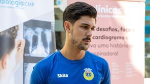 Santos oferece jogadores para ter Basso