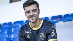 João Castro reforça meio-campo do Feirense