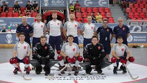 A realidade da seleção inglesa: treinos sem tabelas e atletas a pagar para ir ao Europeu