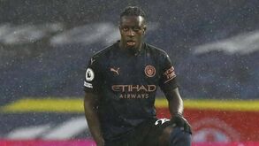 Benjamin Mendy assina com o Lorient poucos dias depois de ser ilibado nos casos de violação