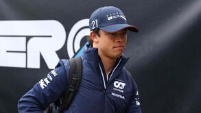 Nyck de Vries quebra silêncio após despedimento da Red Bull