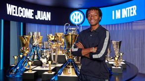 Cuadrado oficializado como reforço do Inter Milão