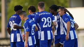 FC Porto vence Portimonense com golos de Romário Baró e Gonçalo Borges