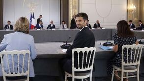 Paris'2024: Governo francês vai mobilizar 45 mil agentes para cerimónia de abertura