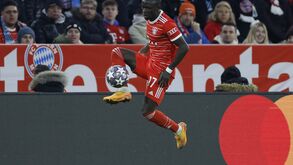 Al Nassr tenta convencer Mané