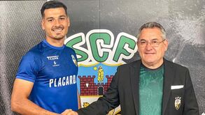 Ricardo Velho renova com o Farense até 2026