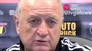 Scolari: «Não é choro de perdedor, mas infelizmente já não há futebol no Brasil»