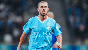 Guardiola revela por que Bernardo Silva jogou apenas meia hora: «Ganha forma muito rapidamente»