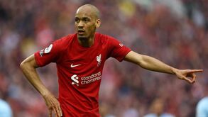 Fabinho pode ter transferência para o Al Ittihad em risco por causa... dos seus cães