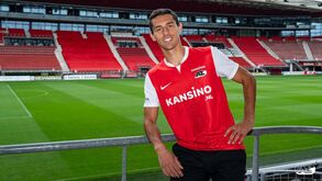 Alexandre Penetra oficializado no AZ Alkmaar: «Levo Famalicão, clube e cidade, no coração»