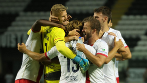 As imagens da festa dos jogadores da U. Leiria após eliminarem o Boavista da Allianz Cup