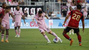 Inter Miami vence Atlanta United com dois golos e uma assistência de Messi