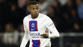 Al Hilal em Paris para convencer Mbappé