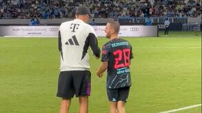 O curioso momento entre Tuchel e Bernardo Silva antes do Bayern-Man. City: qual seria o tema de conversa?