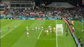 Irlanda estreia-se a marcar em Mundiais femininos com golaço de canto direto