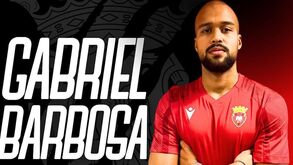 Gabriel Barbosa troca gregos do Levadiakos pelo Penafiel