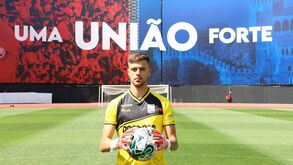 Jota Oliveira assina por um ano pela U. Leiria