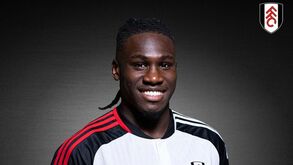 Fulham de Marco Silva contrata Calvin Bassey ao Ajax