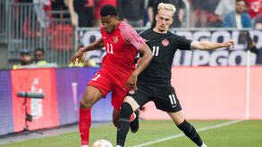 Grenoble despede jogador que preferiu jogar pela seleção na Gold Cup