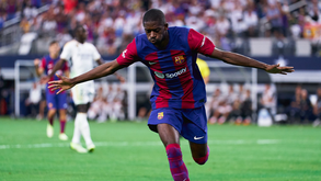 Barcelona vence Real Madrid em jogo com 27 faltas e 7 cartões amarelos