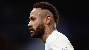 Júlio Baptista sobre Neymar: «Os adeptos do PSG não gostam dele. Talvez esteja na altura de mudar»