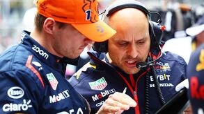 Horner e as 'discussões' entre Verstappen e o engenheiro: «Às vezes parecem um casal de velhos»