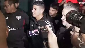 James Rodríguez recebido em euforia pelos adeptos do São Paulo