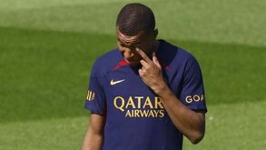PSG pondera fazer queixa à FIFA contra o Real Madrid por causa de Mbappé