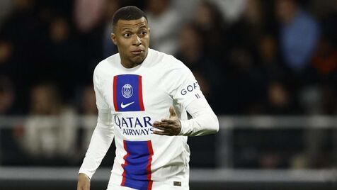 Entrada de Mbappé muda o jogo, mas os diversos problemas deixam