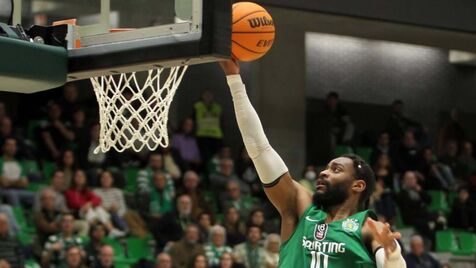 Mau tempo nos Açores adia jogo de basquetebol entre Lusitânia e Sporting -  Basquetebol - SAPO Desporto