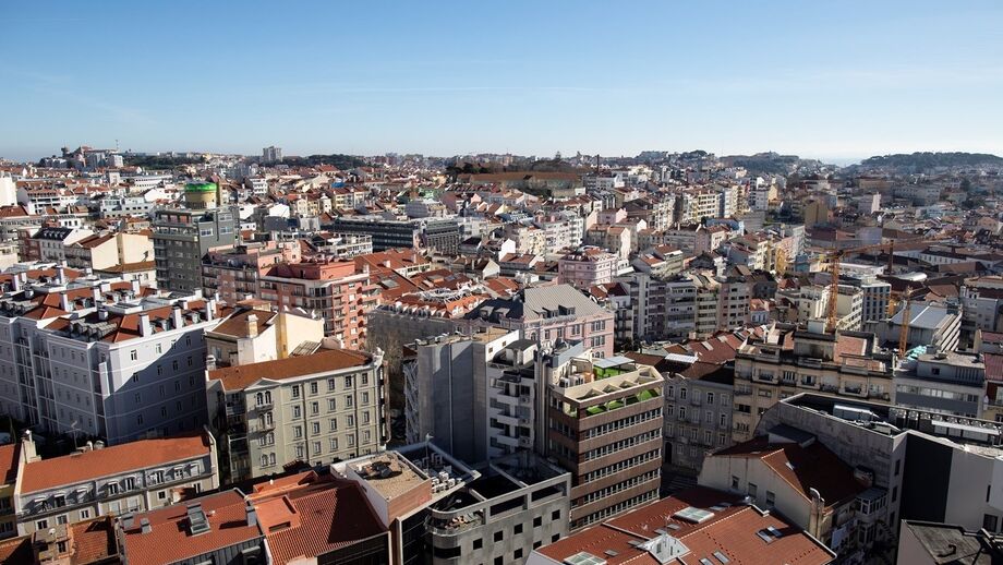 casas habitacao predios imobiliario lisboa