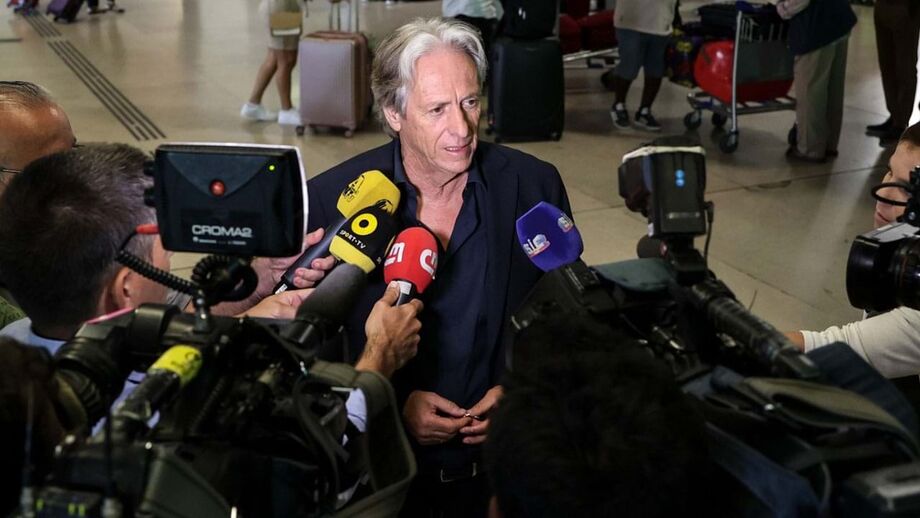 Jogador do Manchester City é pretendido pelo Al Hilal