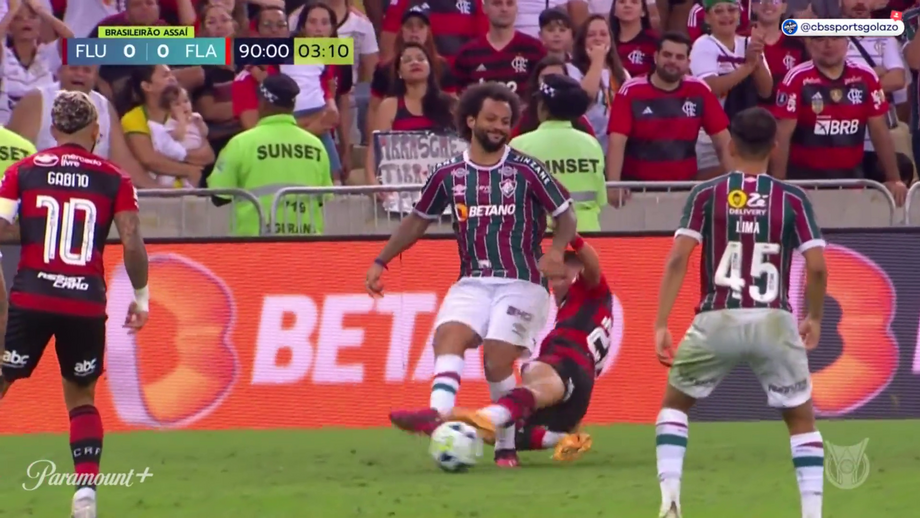 Aconteceu já nos minutos finais do Fluminense-Flamengo, para o Brasileirão
