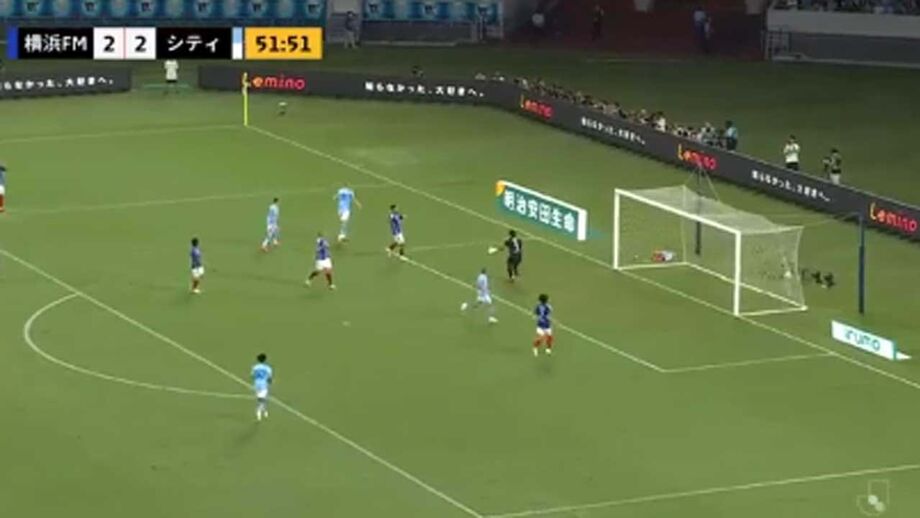 Citizens derrotaram o Yokohama Marinos, por 5-3