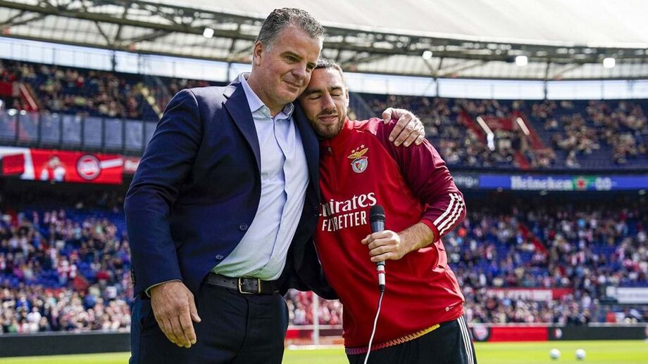 Antes do particular do Benfica com a equipa holandesa