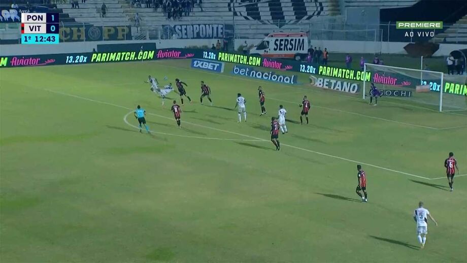 André, antigo avançado dos leões, marcou o 2.º golo do encontro