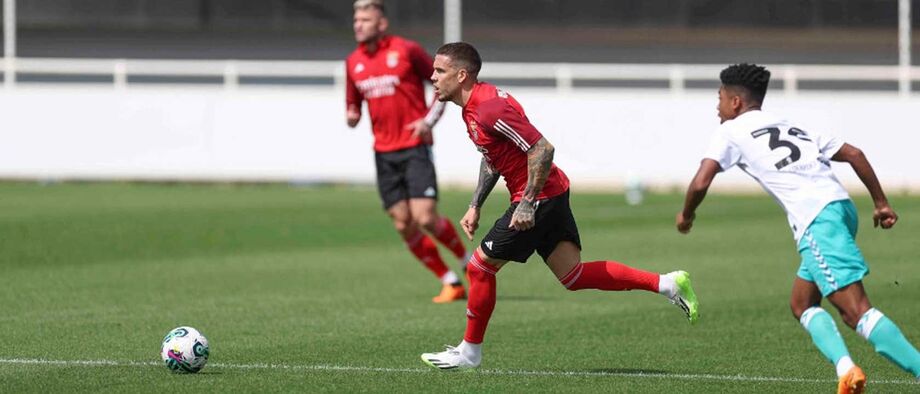 A crónica do Southampton-Benfica, 0-2: quando a memória comanda o físico