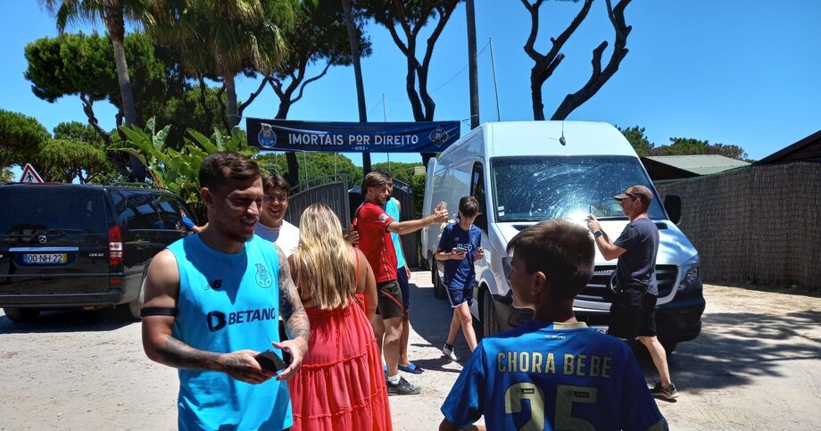 'Chora bebé' levou autógrafo de Otávio