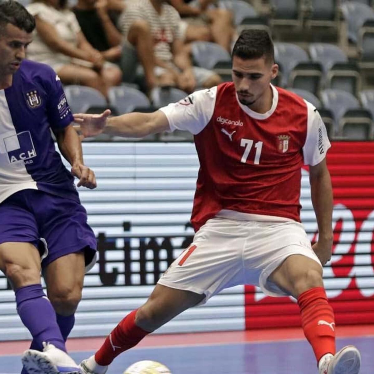 Norilsky Nickel-MFk KPRF: luta pelo último lugar no pódio no campeonato  russo de futsal - Aposta na Desportiva - Jornal Record