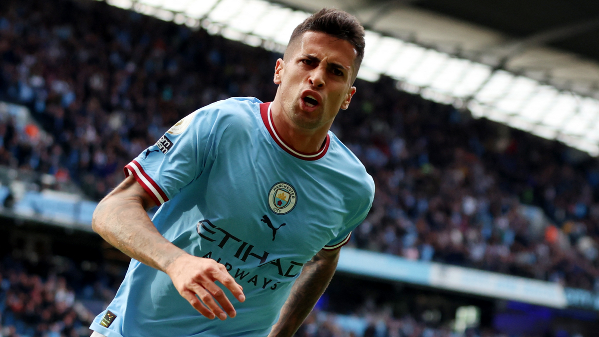 Craque Neto compara futebol Europeu com o Brasileiro. Manchester city