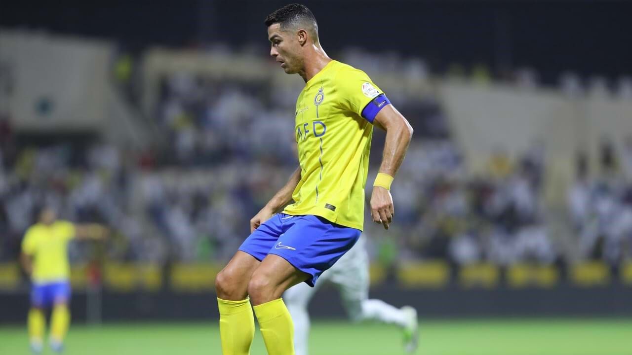 Golo de Cristiano Ronaldo coloca Al-Nassr na final da Champions árabe - SIC  Notícias