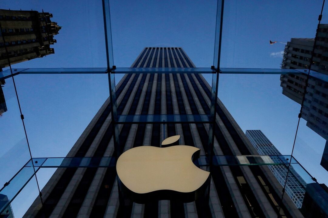 apple